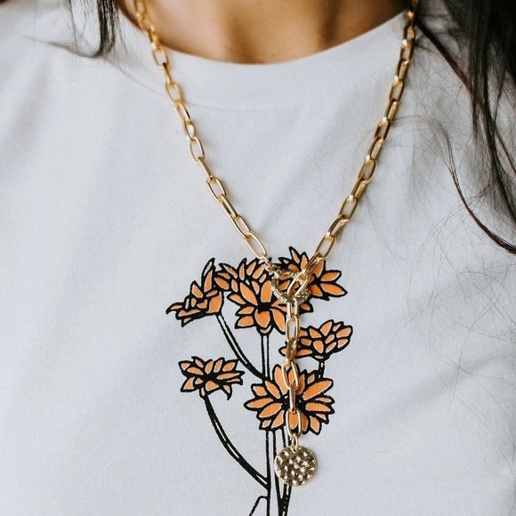 LaurieBelles Jewelry - Chain Necklace- Gold